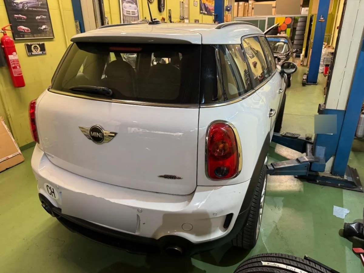 Mini Mini JCW Countryman ALL4, 218 PS — zdjęcie 3