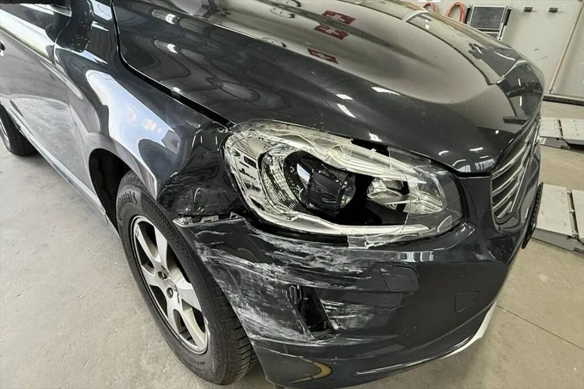 Volvo XC 60 - D ab 04.2008 bis 02.2017 XC 60 D5 AWD 2.4, 215 PS — zdjęcie 15