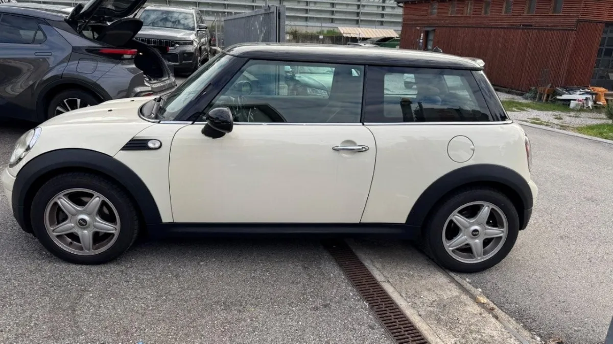 Mini Mini R56 1.6i Cooper, 120 PS — zdjęcie 8