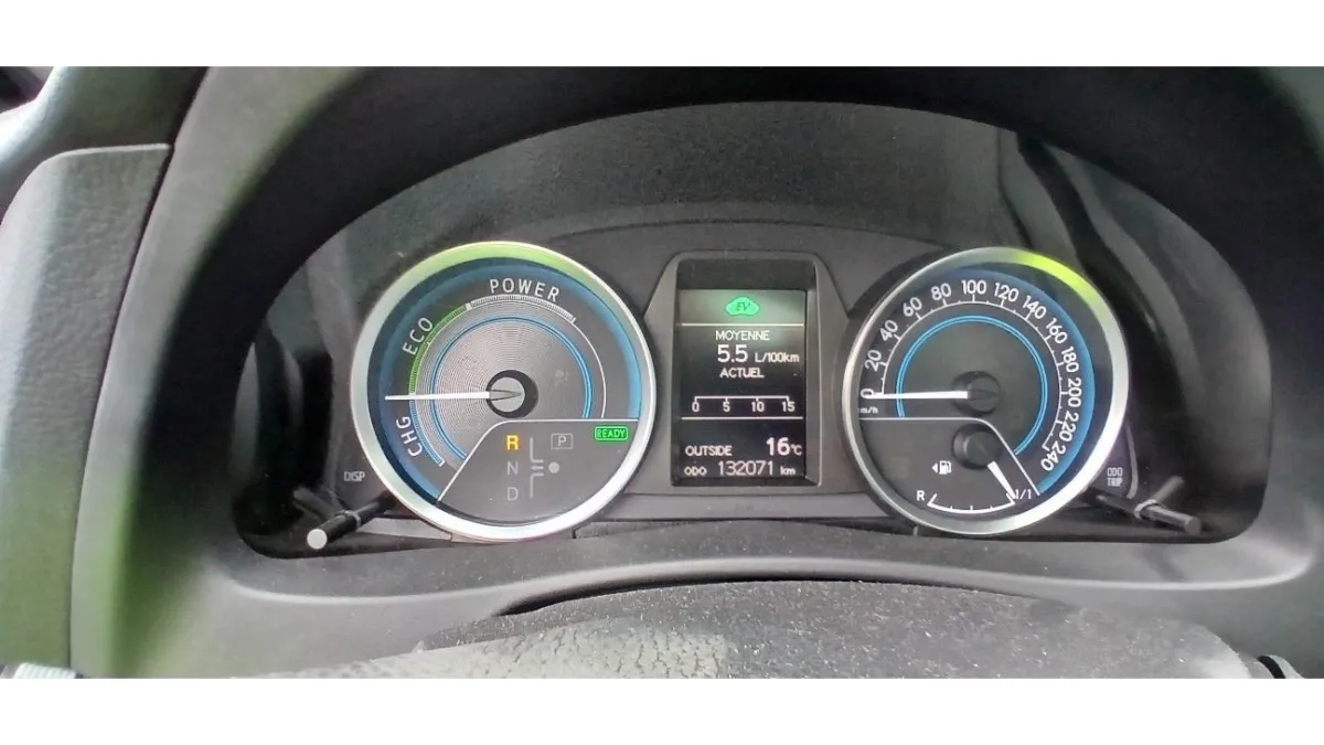 Toyota Auris HSD, 99 PS — zdjęcie 10