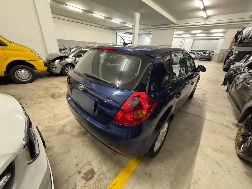 Kia Cee´d Trend, 122 PS — zdjęcie 2