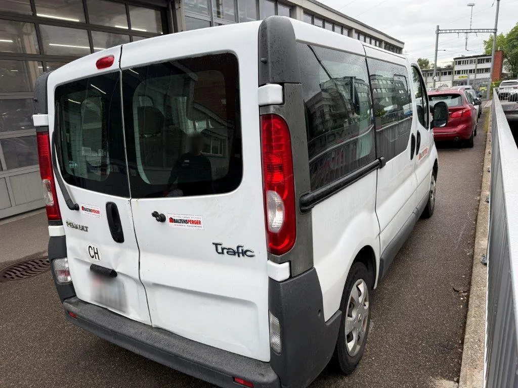 Renault Trafic 2.7 t L1 H1 2.0 dCi, 90 PS — zdjęcie 1