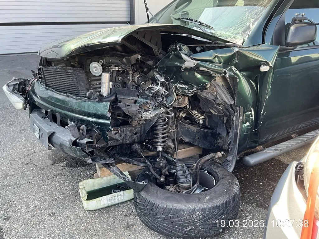 Nissan Navara King Cab SE 2.5 dCi 4WD, 171 PS — zdjęcie 5