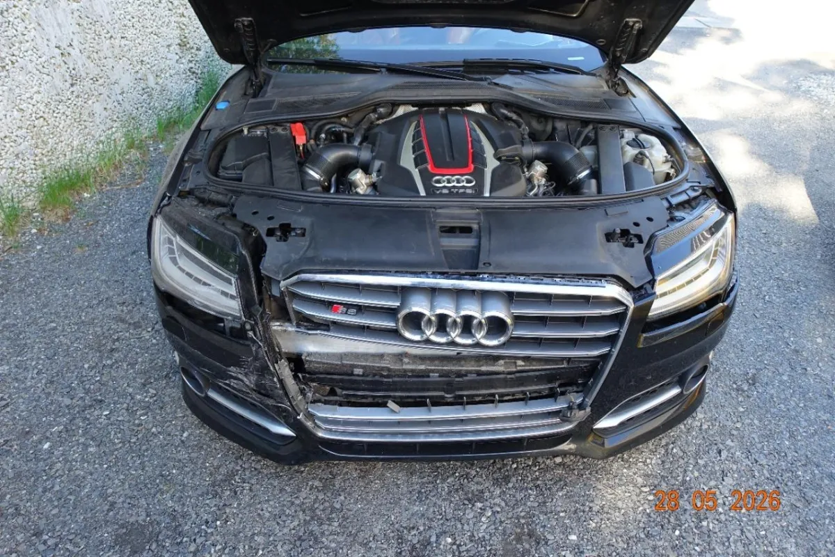 Audi S8 S8 4.0 TFSI 4.0, 519 PS — zdjęcie 14