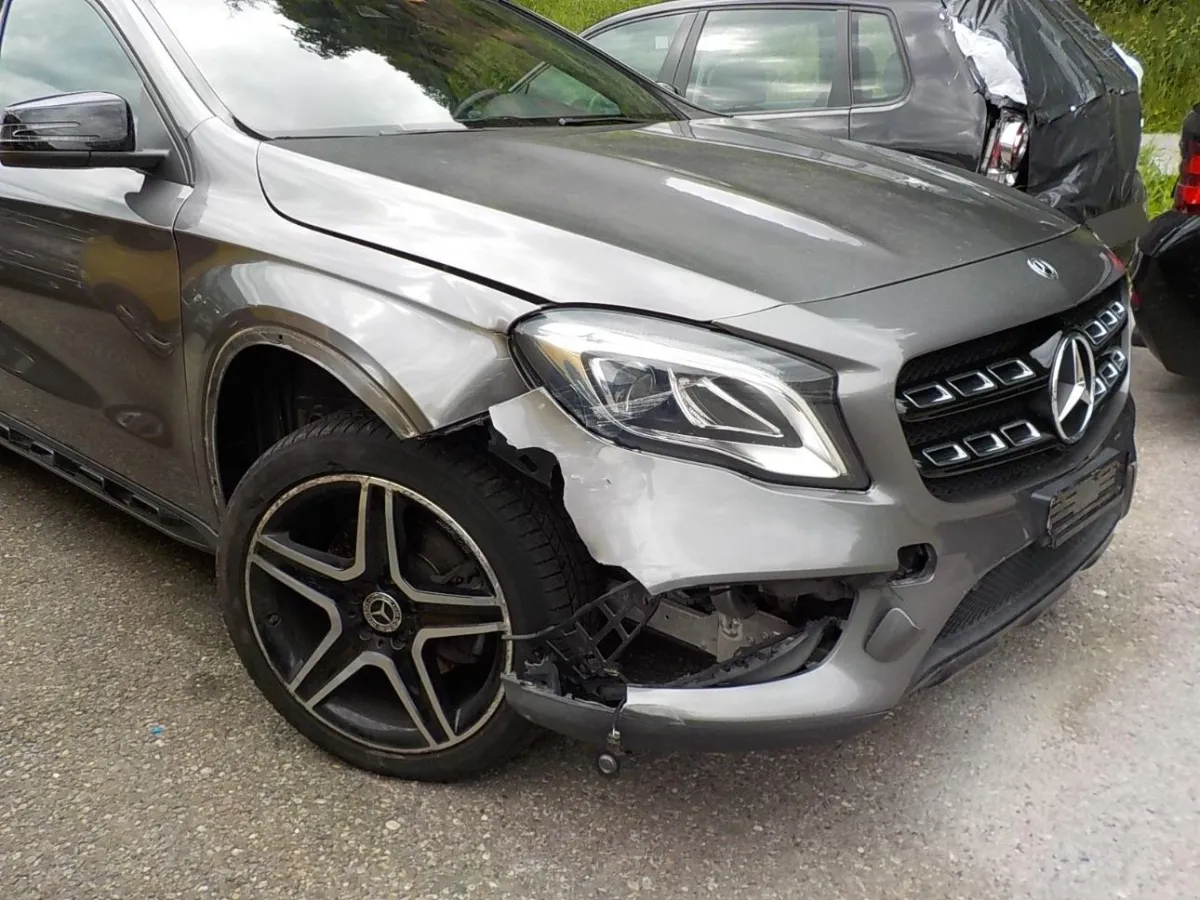 Mercedes-Benz GLA-Klasse - X156 ab 01.2017 Code 808 bis 02.2020 GLA 220 d 4MATIC 2.1, 177 PS — zdjęcie 9