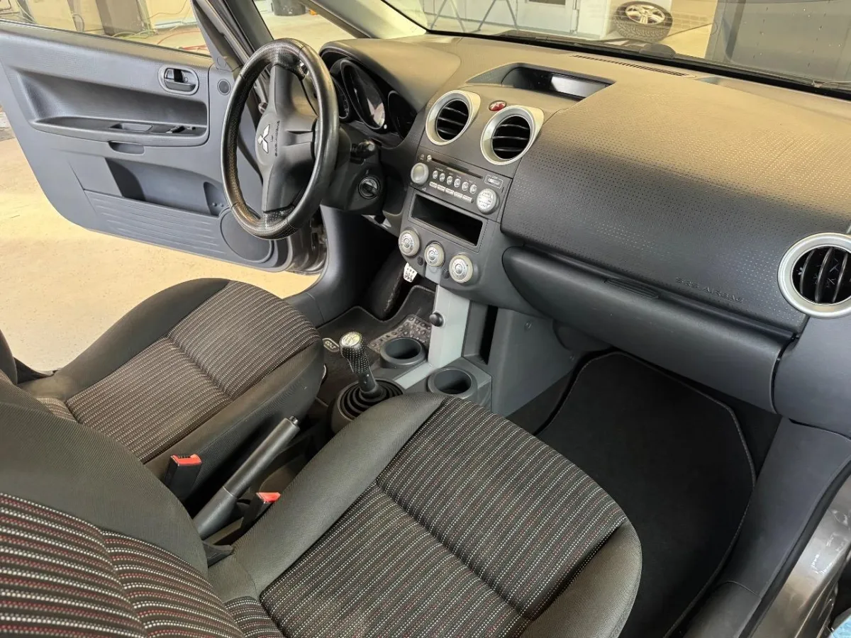 Mitsubishi Colt Hatchback - (Z30) ab 04.2004 Colt Sport 1.3, 95 PS — zdjęcie 9