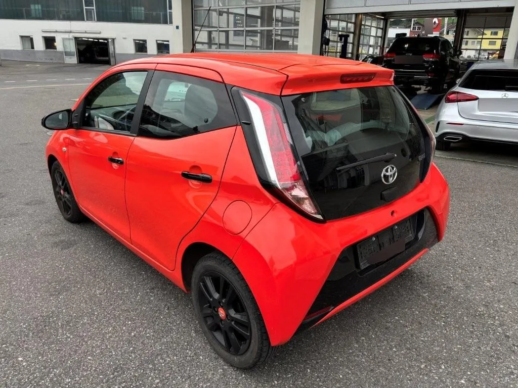 TOYOTA AYGO 1.2 , 82 PS — zdjęcie 3