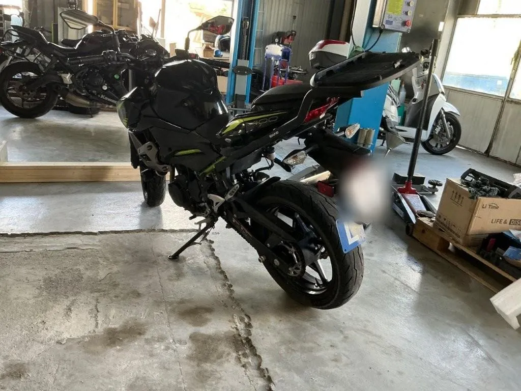 Kawasaki Z 400 ABS, 45 PS — zdjęcie 3