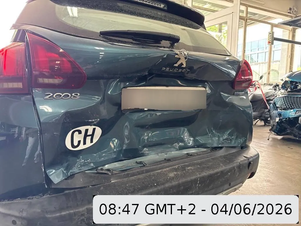 Peugeot 2008 1.2 e STT, 110 PS — zdjęcie 14