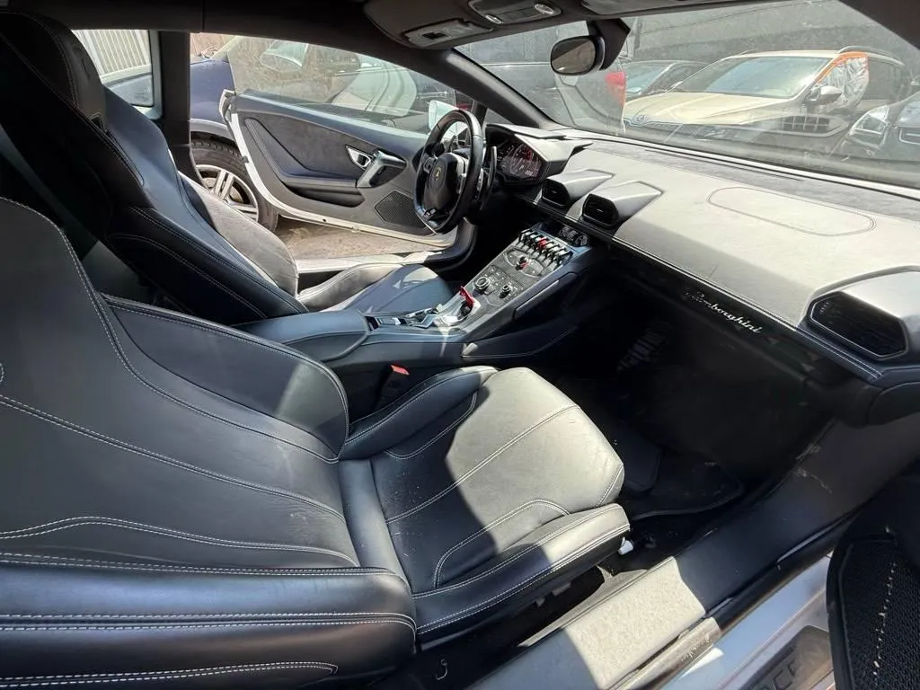 Lamborghini Huracan LP610-4 5.2, 609 PS — zdjęcie 10