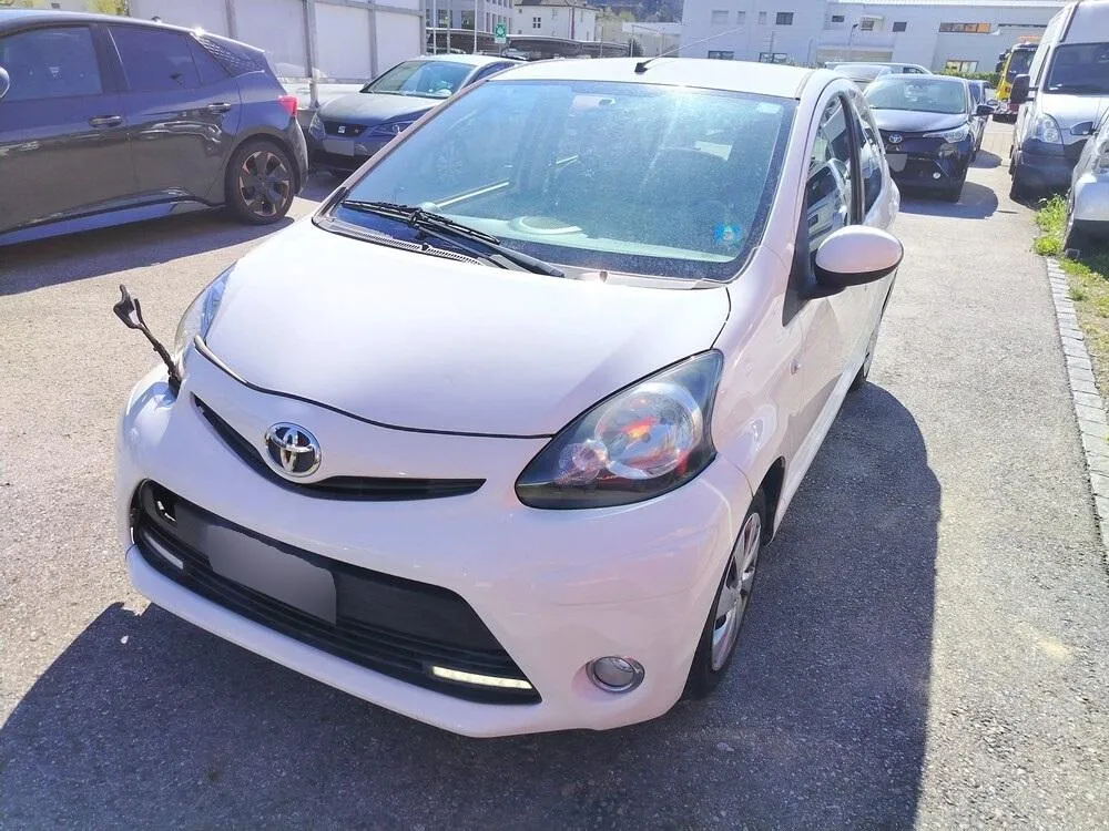Toyota Aygo 1.0, 68 PS — zdjęcie 5