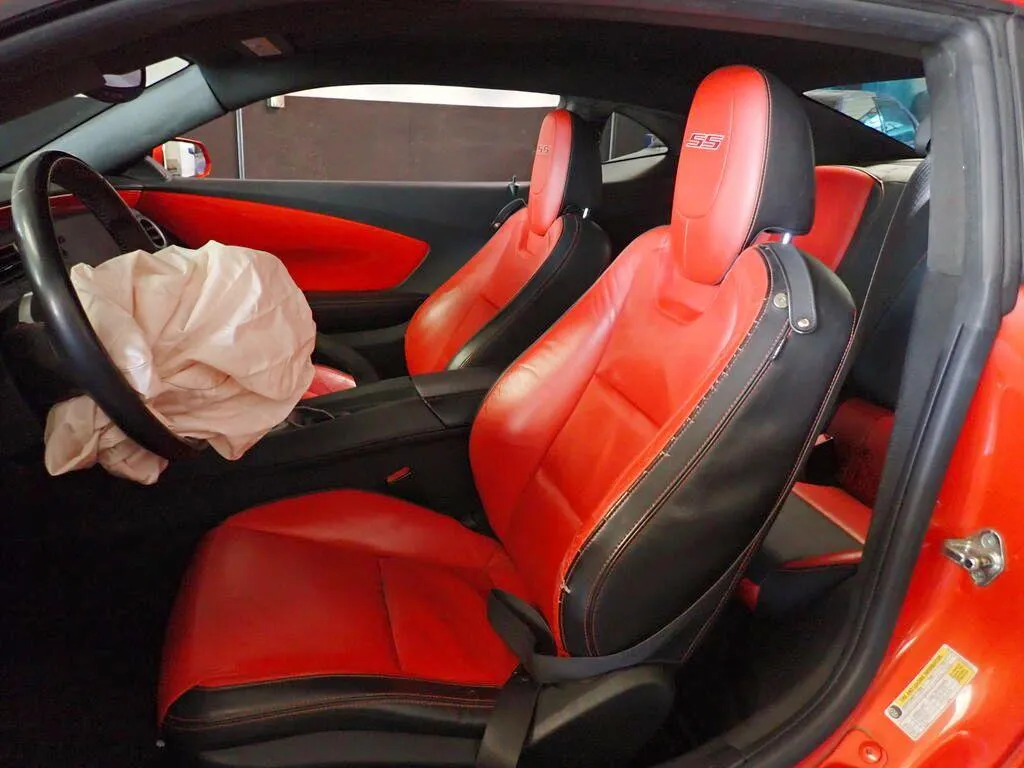 Chevrolet Camaro 6.2 V8 SS 6.2, 432 PS — zdjęcie 10
