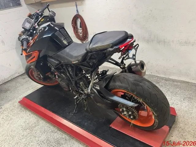 KTM 1290 Super Duke R 1.3, 177 PS — zdjęcie 2