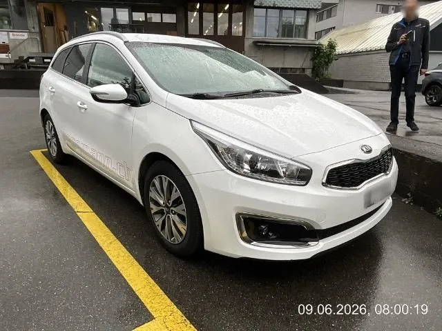 Kia Cee'd SW 1.6D DCT, 136 PS — zdjęcie 3