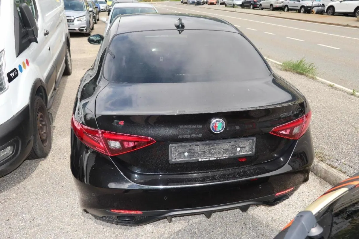 ALFA ROMEO Giulia 2.0 Q4, 280 PS — zdjęcie 6