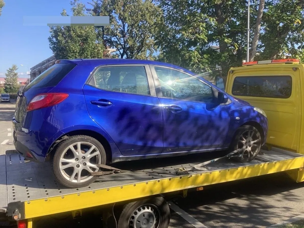 Mazda 2 1.3 86 MZR Exclusive, 86 PS — zdjęcie 2