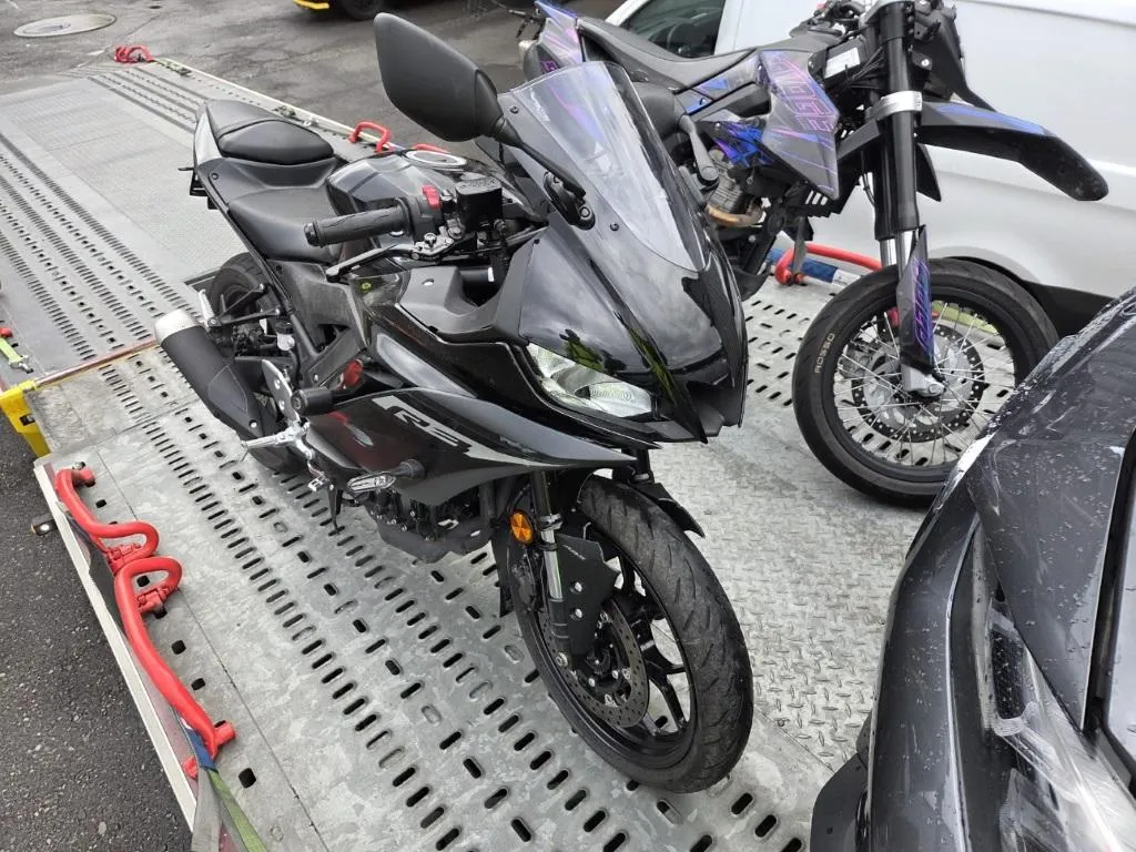 Yamaha YZF-R3 , 42 PS — zdjęcie 1