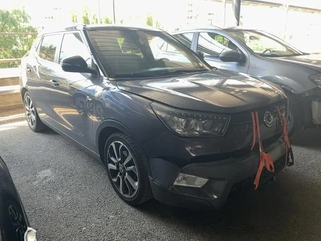 Ssangyong Tivoli 1.6 e-XDi, 116 PS — zdjęcie 2