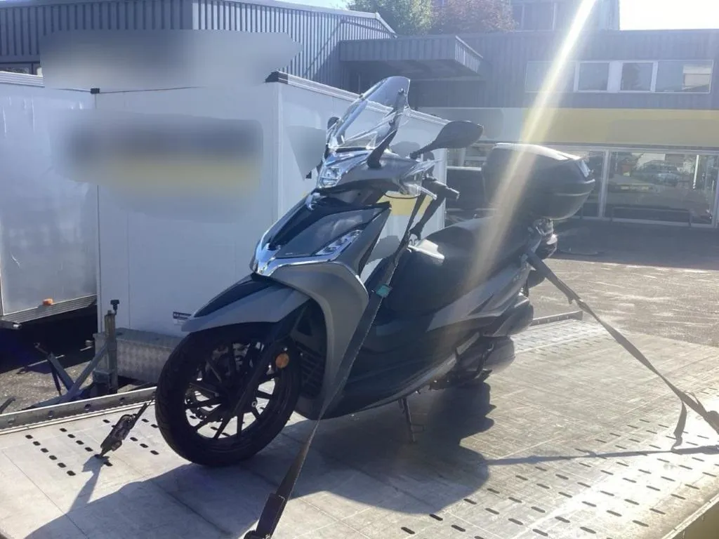 Kymco Agility 300i Plus, 23 PS — zdjęcie 1