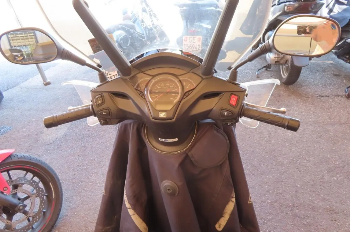 Honda SH 300 A Sporty ABS, 25 PS — zdjęcie 9