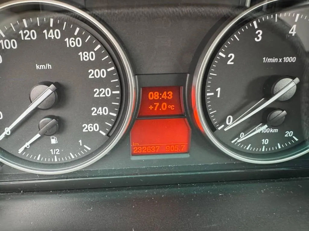 BMW 325I 325i 3.0, 218 PS — zdjęcie 11