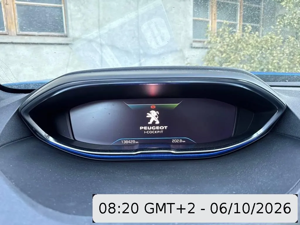 Peugeot 3008 1.6 Plug-in Hybrid4 GT Pack, 200 PS — zdjęcie 10