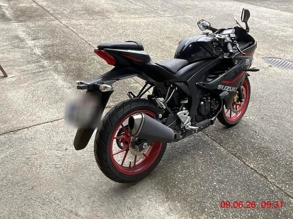 Suzuki GSX-R 125, 15 PS — zdjęcie 8