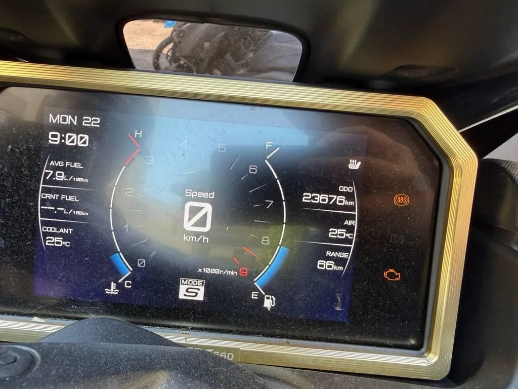 Yamaha T-Max XP 560 Tech 0.6, 48 PS — zdjęcie 8