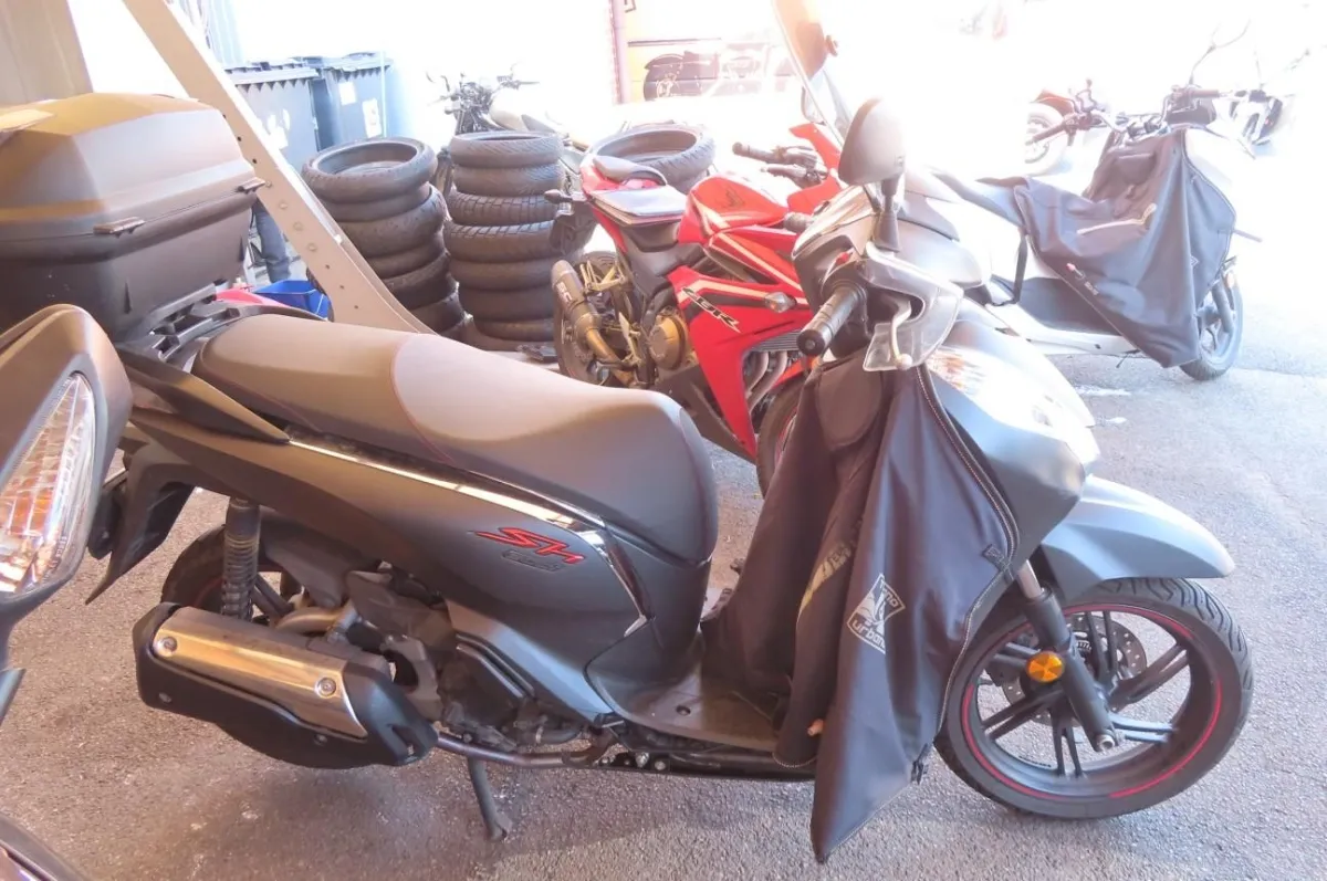 Honda SH 300 A Sporty ABS, 25 PS — zdjęcie 5