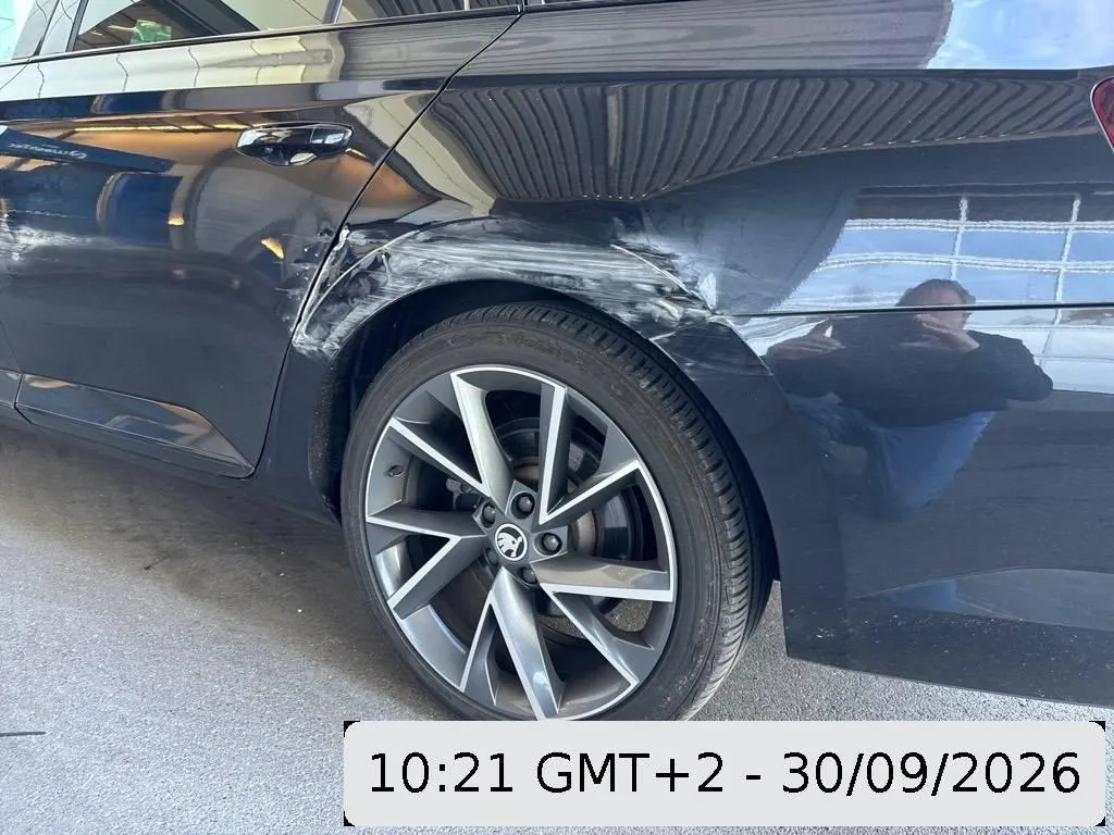 SKODA Superb 2.0 TDiSp.Li.+4x4, 190 PS — zdjęcie 14