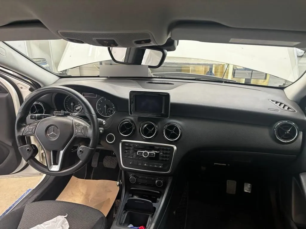 Mercedes-Benz A-Klasse W176 A 200, 156 PS — zdjęcie 6