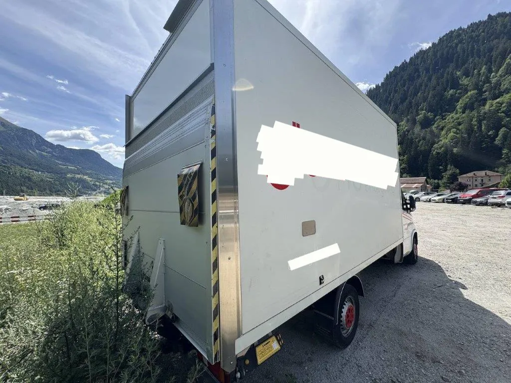 Iveco Daily 35 S 21HA8 K.-Ch. 3750 3.0 HPI 207, 207 PS — zdjęcie 3