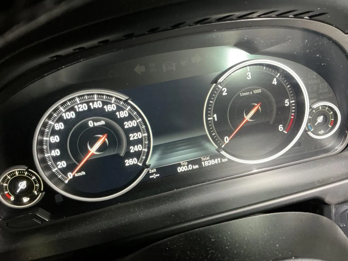 BMW X5 xDrive 30d 3.0, 257 PS — zdjęcie 9