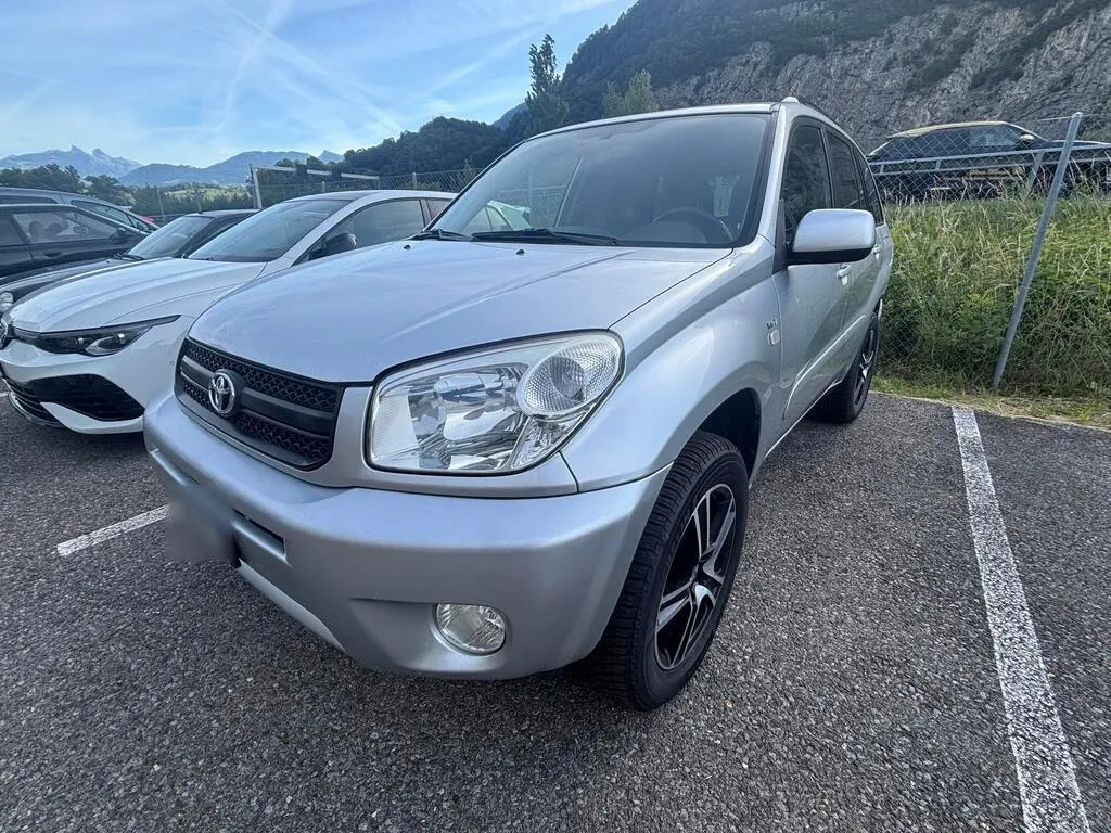 Toyota RAV4 2.0i 16V Linea Terra, 150 PS — zdjęcie 4