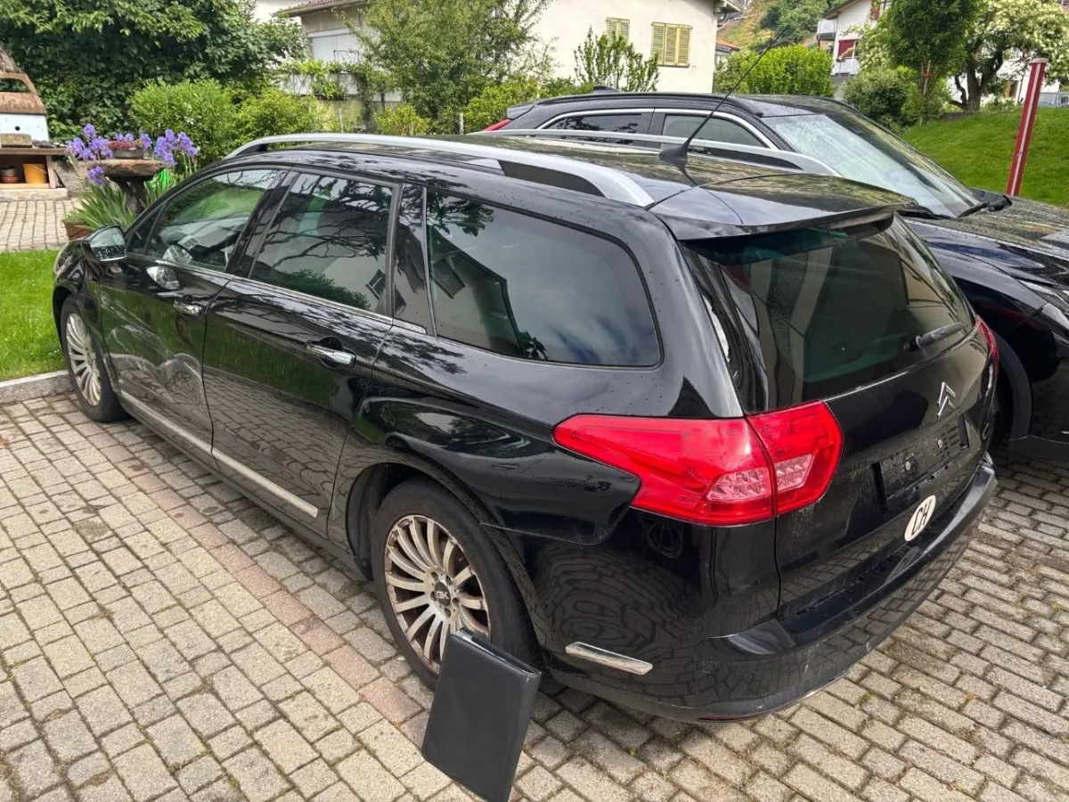 Citroën C5 3.0 V6 HDI TR 3.0, 241 PS — zdjęcie 1