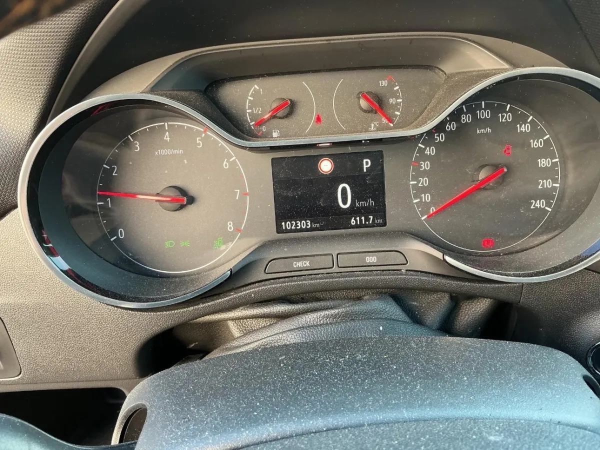 Opel Crossland X Ultimate, 110 PS — zdjęcie 8