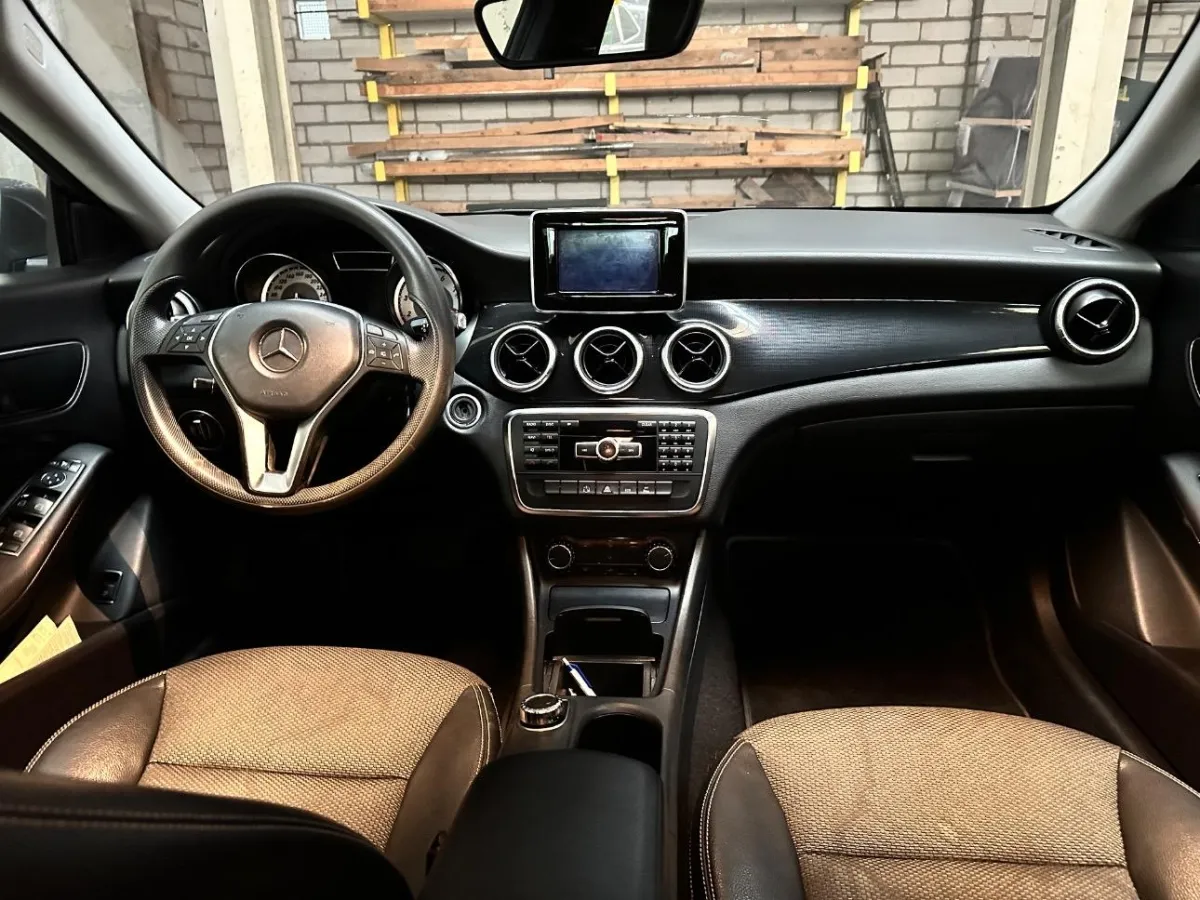 Mercedes-Benz CLA-Klasse C117 CLA 250 4m, 211 PS — zdjęcie 7