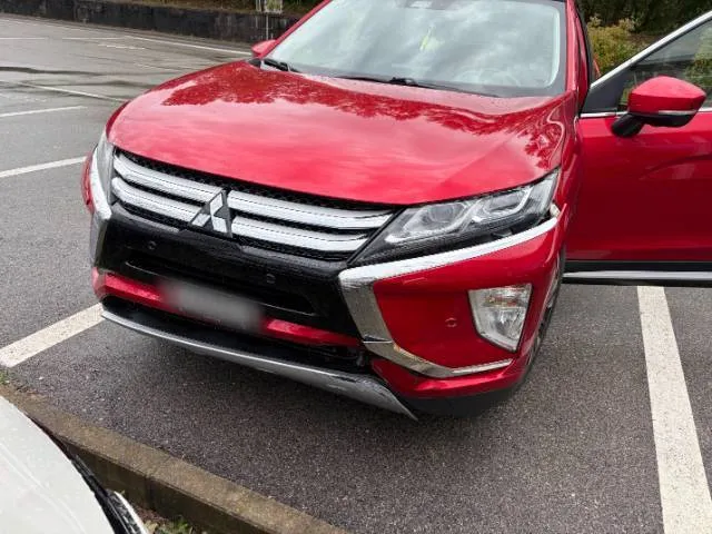 Mitsubishi Eclipse Cross 1.5 T Diamond 4x4, 163 PS — zdjęcie 10