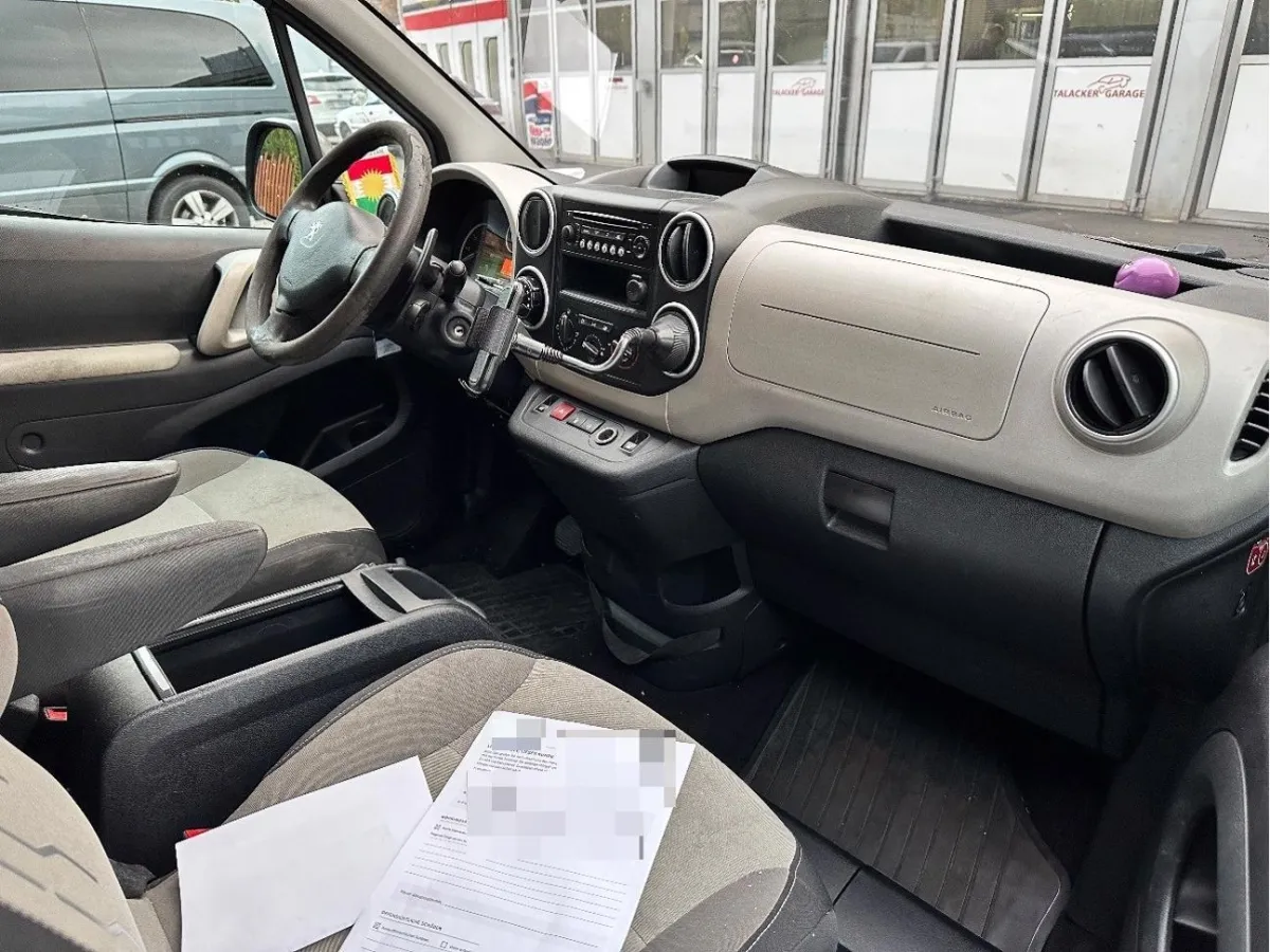 Peugeot Partner Tepee 1.6 e-HDI 92 Active EGS, 92 PS — zdjęcie 7