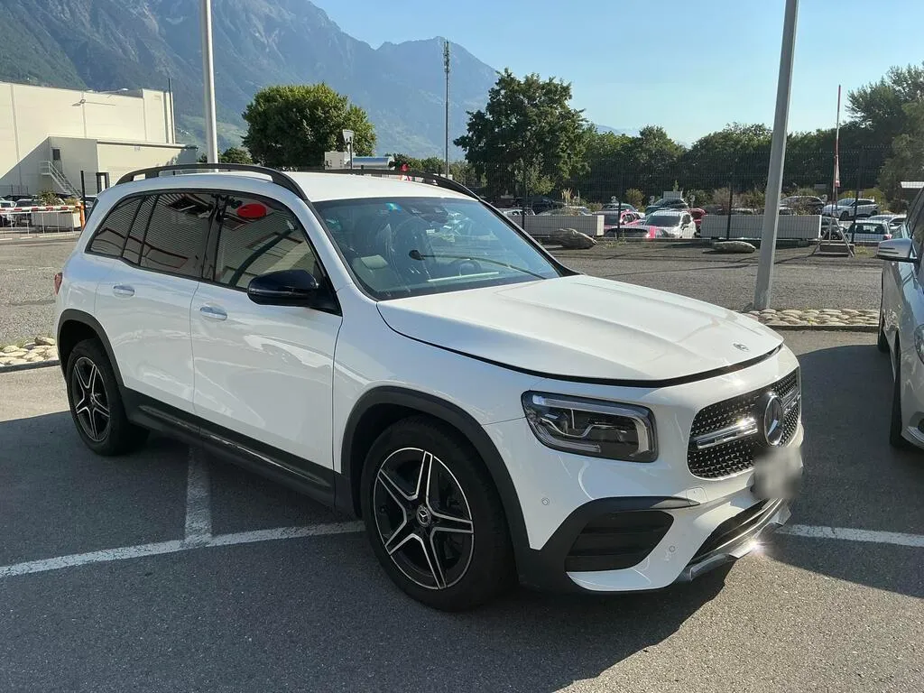 Mercedes-Benz GLB 250 4Matic, 224 PS — zdjęcie 2