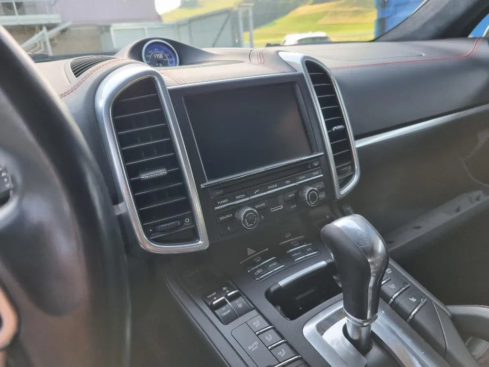 PORSCHE Cayenne GTS, 440 PS — zdjęcie 11
