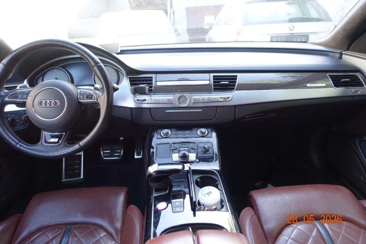 Audi S8 S8 4.0 TFSI 4.0, 519 PS — zdjęcie 7