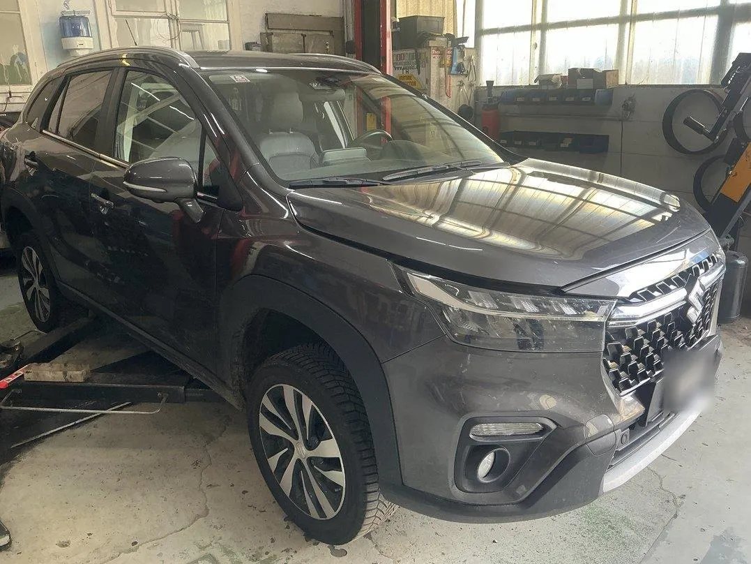 Suzuki S-Cross 1.4 T Compact Top Hybrid 4x4, 129 PS — zdjęcie 1
