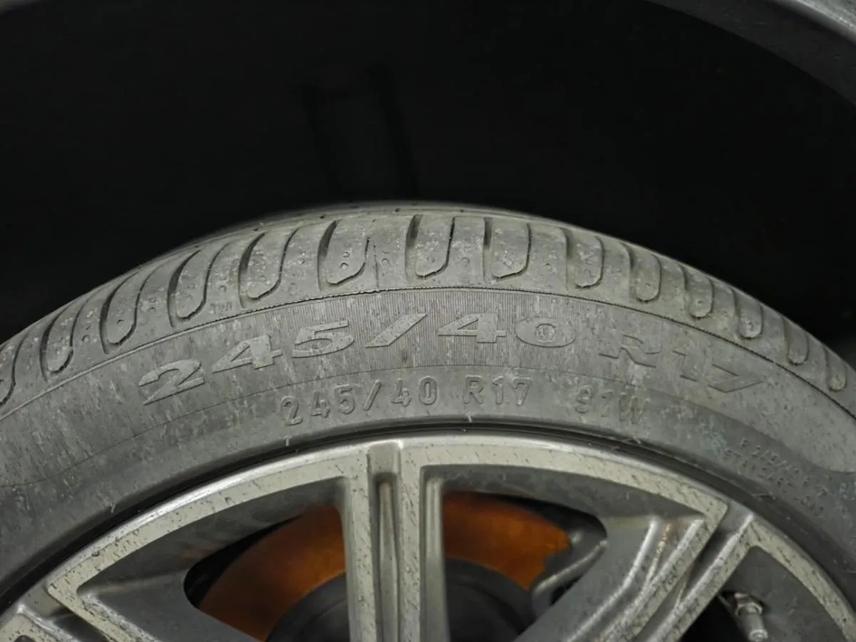 Mercedes-Benz SLC 180 , 156 PS — zdjęcie 13