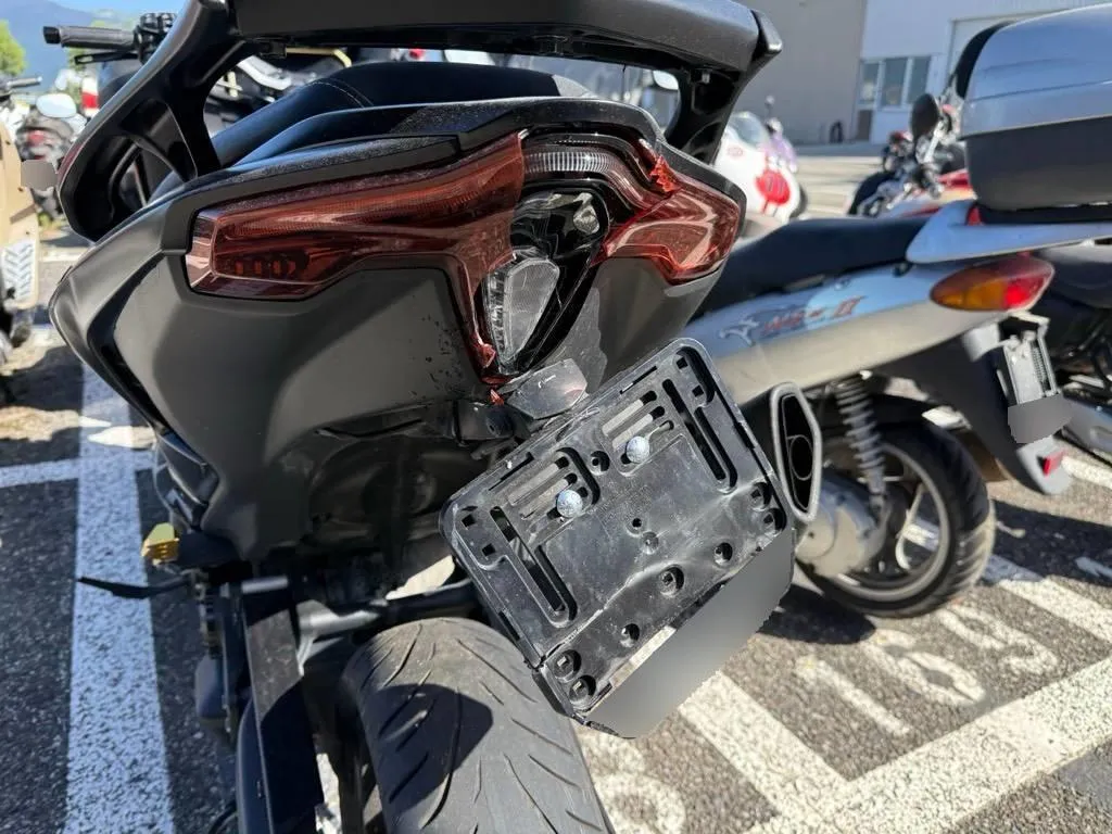 Yamaha T-Max XP 560 Tech 0.6, 48 PS — zdjęcie 11