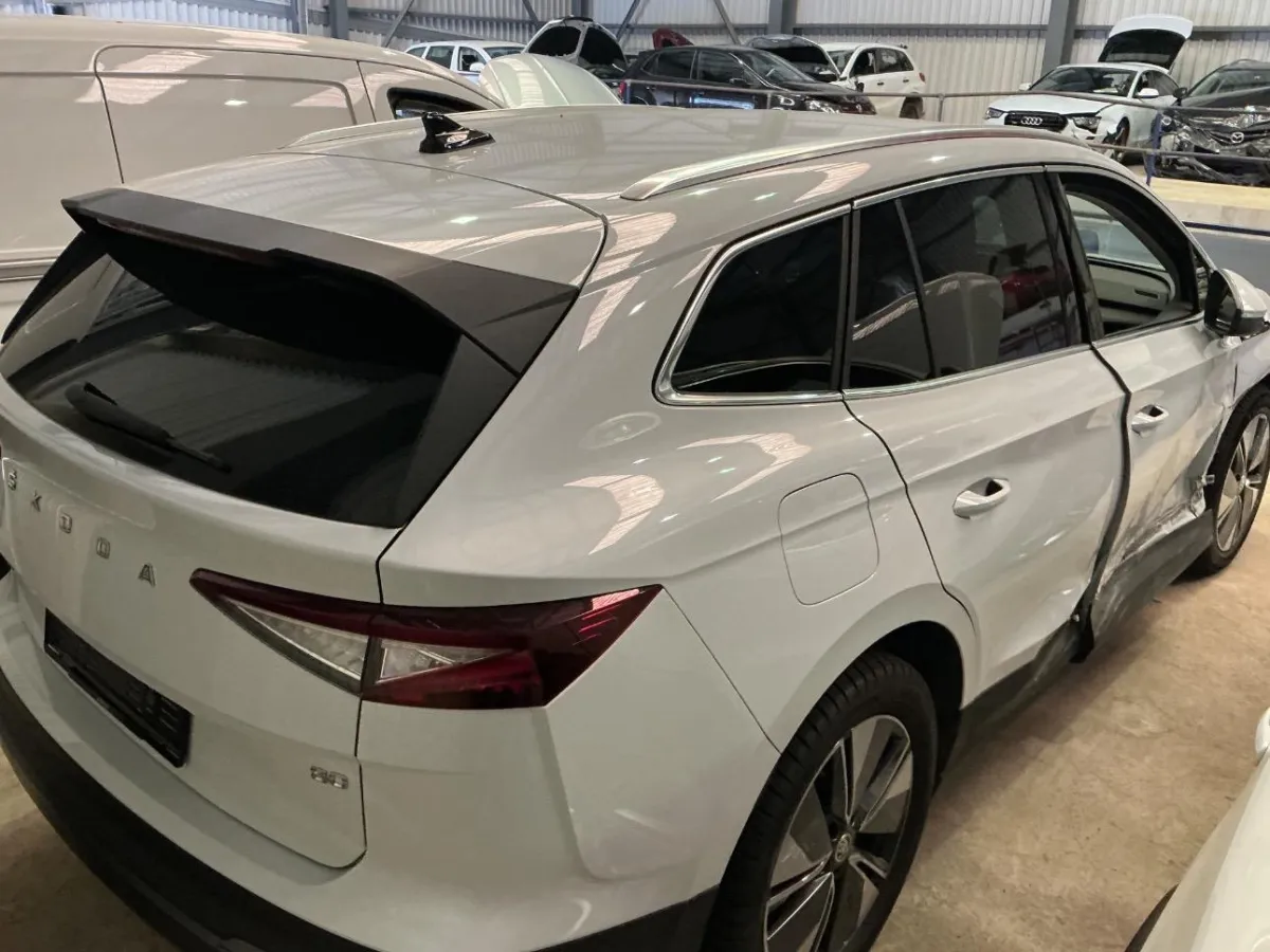 Skoda Enyaq - 5A Enyaq iV Version 80, 204 PS — zdjęcie 2