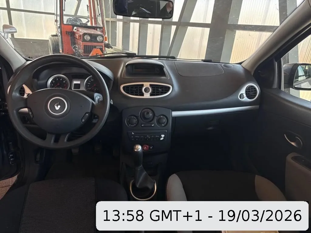 RENAULT Clio 1.2 16V T Expression, 101 PS — zdjęcie 6