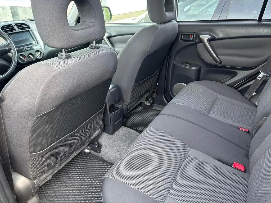 Toyota RAV4 2.0i 16V Linea Terra, 150 PS — zdjęcie 7