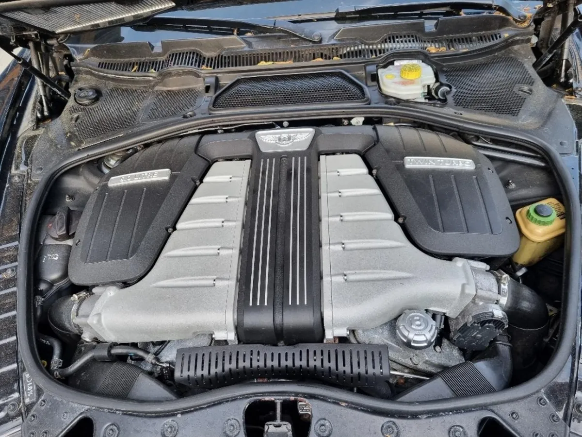 Bentley Continental GT 6.0 W12, 575 PS — zdjęcie 13