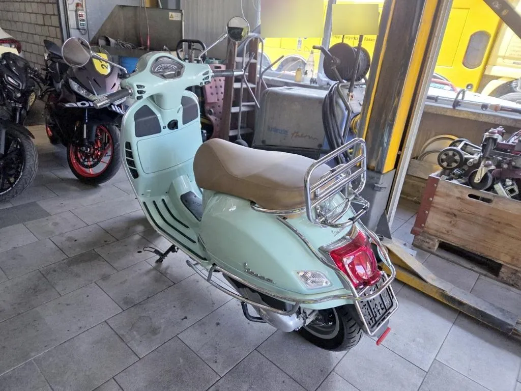 Piaggio Vespa GTS 125, 15 PS — zdjęcie 1